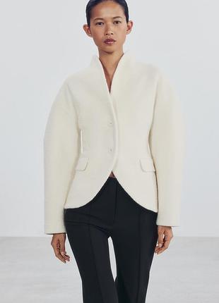 Блейзер жіночий білий zara new