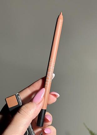 Карандаш для губ huda beauty lip contour 2.0 automatic matte lip pencil standart matte (honey beige) 0.5 g