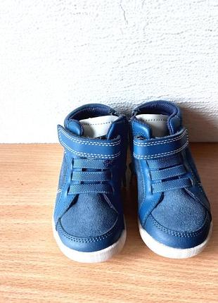 Чудові шкіряні черевики ботинки clarks 20,5 р. устілка 13 см.