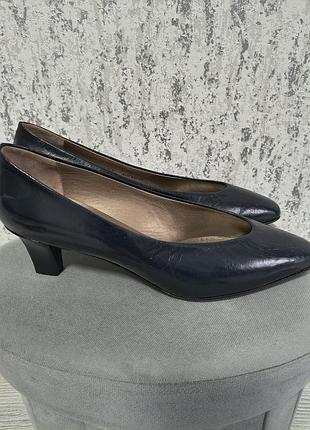 Туфлі bally. 3