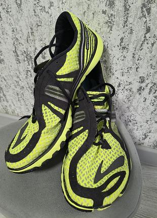 Кросівки brooks pure drift.