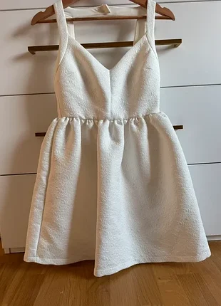 Коротка жіноча сукня zara біла розмір s