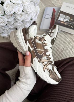 Nike v2k runtekk