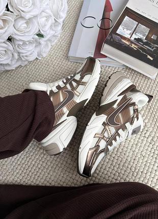 Nike v2k runtekk 2