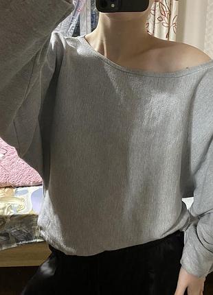 Кофтинка zara в ідеальному стані