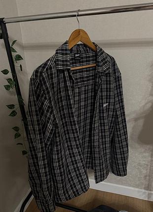 Жіноча сорочка в клітинку, розмір m pull&bear