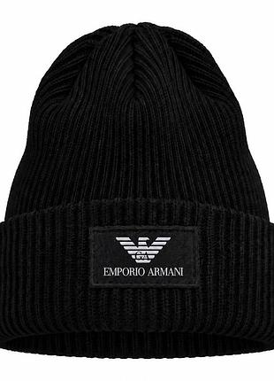 Чорна в'язана шапка біні з логотипом у стилі armani