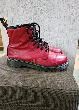 Черевики бренду dr. martens