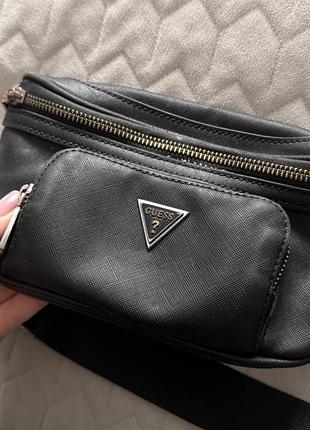 Бананка чоловіча guess чорна