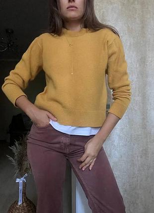 Гірчичний светр із вовни від uniqlo
