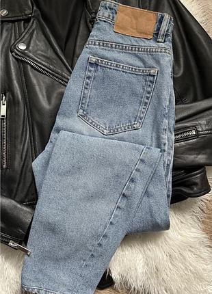 Джинсы zara