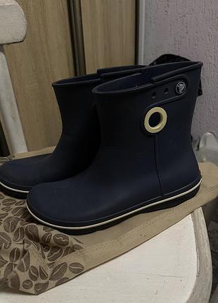 Гумові чоботи жіночі crocs темно-сині