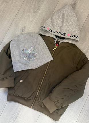 Куртка-бомбер h&m та шапочка для дівчинки комплектом