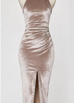 Сукня міді жіноча house of cb kylie velvet turtleneck dress велюрова облягаюча з високою горловиною бежева розмір м