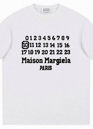 Біла футболка mm6 maison margiela з чорним числовим принтом та логотипом унісекс 100% бавовна