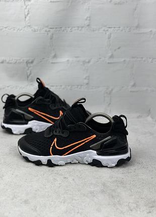 Жіночі кросівки nike react vision