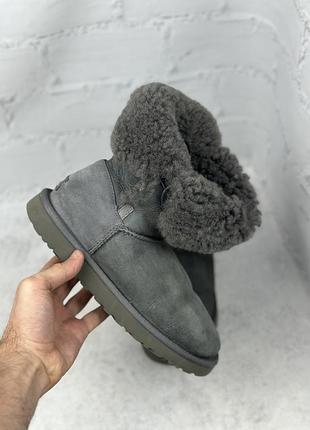 Жіночі черевики ugg