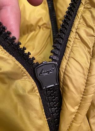 Пухова куртка moncler 3