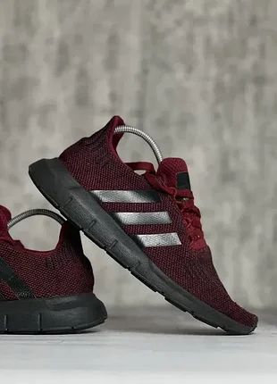 Кроссовки муж adidas swift run 42(26.5)