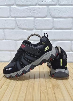 Кросівки skechers waterproof