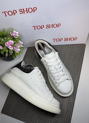 Оригинальные кроссовки кожаные alexander mcqueen
