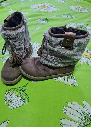 Брендовые сапожки,уга для девочки 34 р.-wrangler