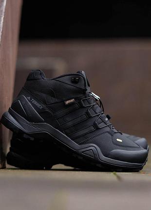 Мужские зимние ботинки адидас террекс fast r mid gore-tex triple black водонепроницаемые