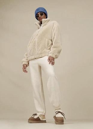 Куртка жіноча ugg 5