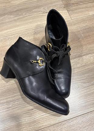Шкіряні ботільони russell&bromley, розмір 40,5