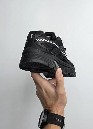 Nike initiator | gore-tex 
• black white • 3