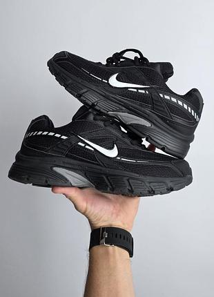 Nike initiator | gore-tex 
• black white • 5