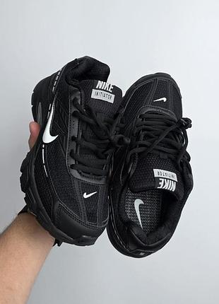Nike initiator | gore-tex 
• black white •