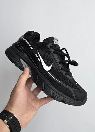 Nike initiator | gore-tex 
• black white • 9