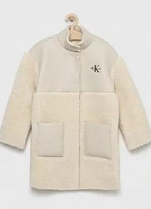 Жіноча шуба calvin klein молочна