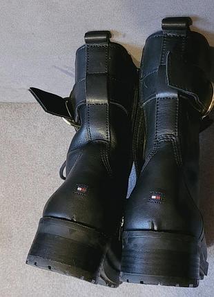 Новые кожаные ботинки tommy hilfiger  37 4