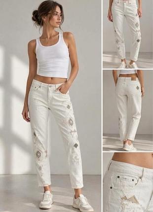 Джинси polo ralph lauren the avery boyfriend білі з вишивкою та патчами р.28 (м) оригінал