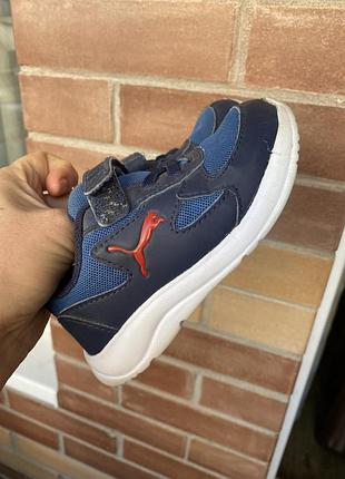 Кросівки puma
