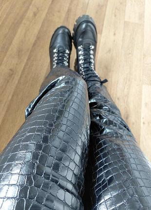 Брюки шкіряні рептилія штани штучна шкіра крокодил