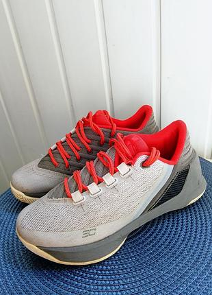 Дитячі баскетбольні кросівки under armour curry 3 low, р36, 23см, оригінал