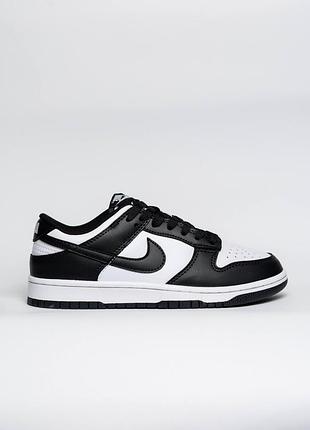 Чоловічі кросівки nike sb dunk low white black
