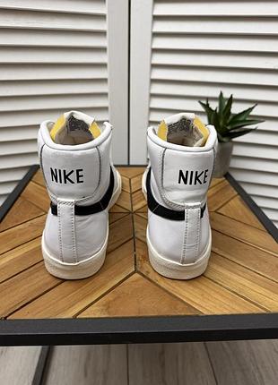 Кросівки nike 4
