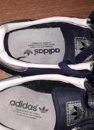 Кросівки жіночі adidas