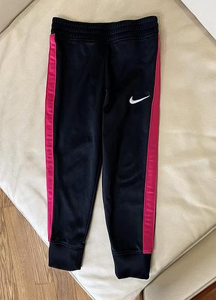 Nike спортивні штани на дівчинку 3-4 роки ріст 104 стан відмінний