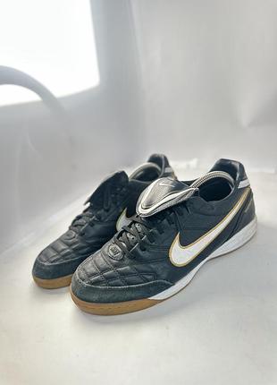 Шкіряні футзалки nike tiempo mystic iii розмір 43