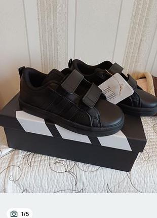 Кросівки для хлопчика adidas чорні, довжина устілки 20 см