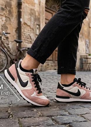 Кросівки nike internationalist рожеві / бежеві, розмір eu 40,5