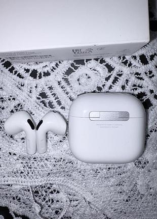 Навушники та гарнітури apple airpods 4 4