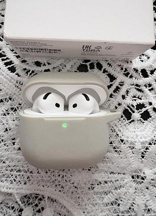 Навушники та гарнітури apple airpods 4 8