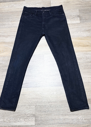 Мужские темно-синие джинсы levis 508 , размер по бирке - 32/32 , но подойдут и для размера побольше - 33 или 34 .
