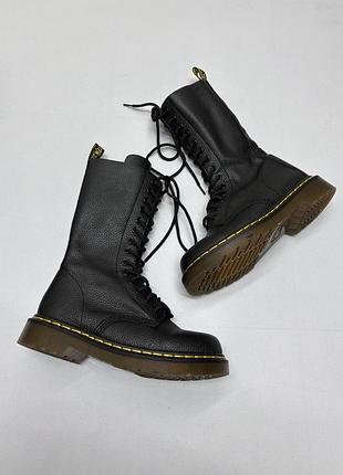 Жіночі берці dr. martens 1b60